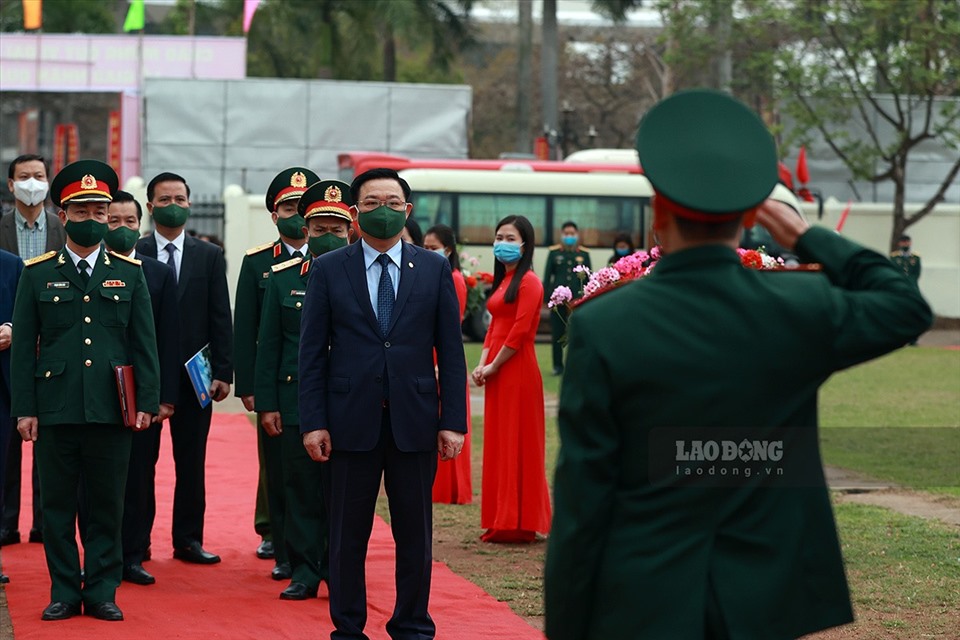 Bí thư Hà Nội tại lễ giao nhận quân năm 2021.