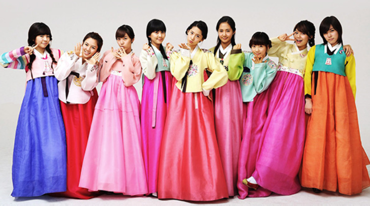 Trang phục Hanbok truyền thống rất được ưa chuộng của người Hàn Quốc. Ảnh nguồn: KTO.