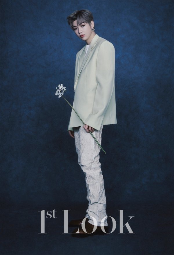 Kang Daniel trên tạp chí 1st Look. Ảnh: Soompi