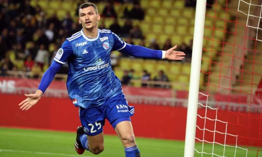 7. Ludovic Ajorque (Tiền đạo - Strasbourg): 10 bàn thắng