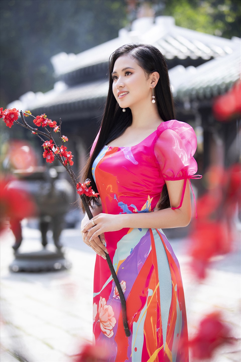 Người đẹp Thể thao Hoa hậu Việt Nam 2020 hóa nàng xuân, nền nã đón Tết