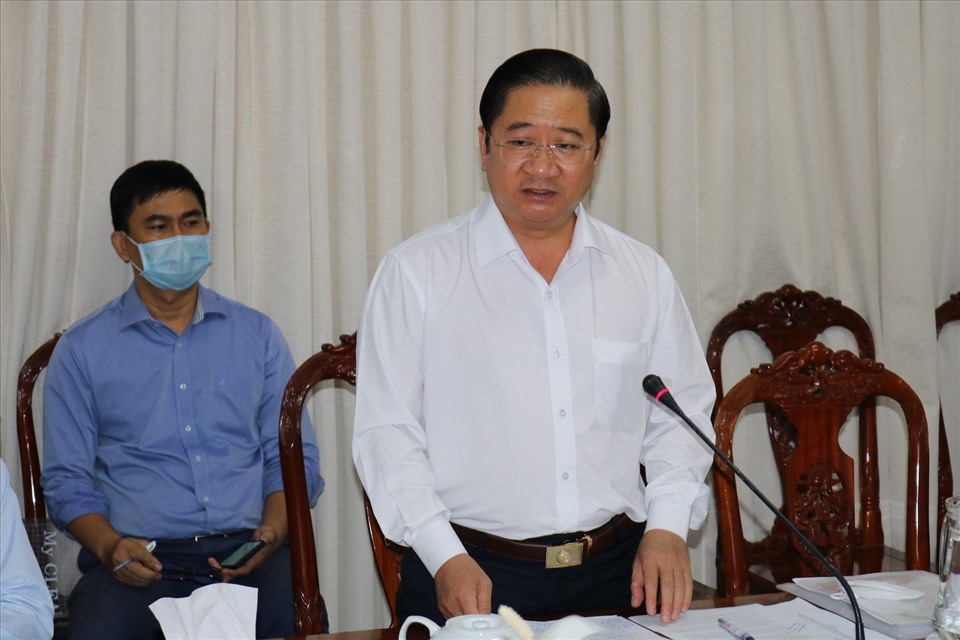 Chủ tịch UBND TP.Cần Thơ Trần Việt Trường - phát biểu chỉ đạo tại cuộc họp. Ảnh: Trần Lưu