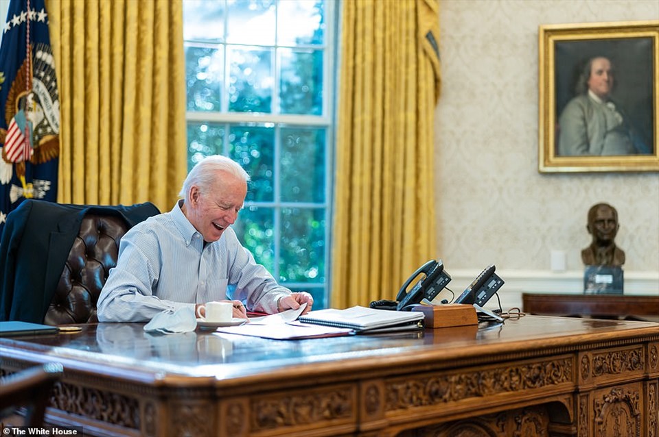 Tổng thống Joe Biden điện đàm với Thủ tướng Anh Boris Johnson vào ngày 23.1, thảo luận về chống biến đổi khí hậu và chống COVID-19. Ảnh: Nhà Trắng