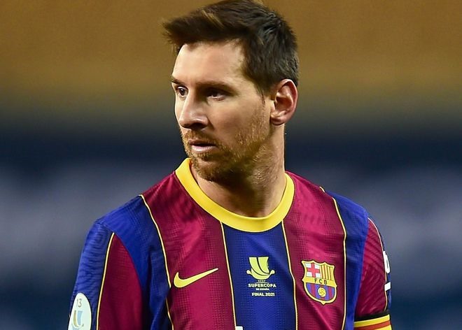 Messi đang ngốn quá nhiều tiền của Barcelona. Ảnh: AFP.