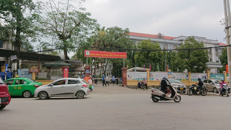 Bệnh viện đa khoa tỉnh Tuyên Quang nơi diễn ra vụ việc.