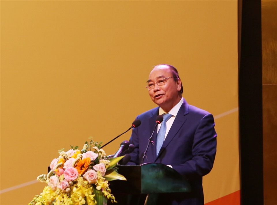 Thủ tướng Nguyễn Xuân Phúc phát biểu kết luận hội nghị. Ảnh: P.V.
