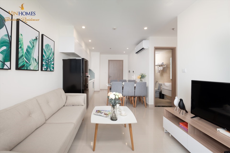 Căn hộ cho thuê 3 phòng ngủ đầy đủ nội thất tại Vinhomes Smart City.