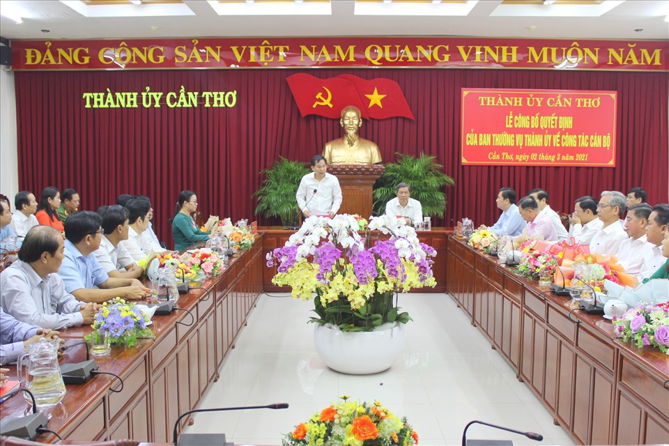 Bí thư Thành ủy Cần Thơ Lê Quang Mạnh phát biểu tại buổi công bố quyết định. Ảnh: P.V