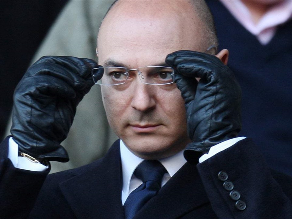 Chủ tịch Daniel Levy có dám bỏ ra 40 triệu Euro để bồi thường hợp đồng cho Mourinho? Ảnh: AFP