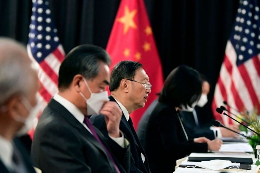 Phái đoàn Trung Quốc tại cuộc đối thoại ở Alaska, Mỹ. Ảnh: AFP.