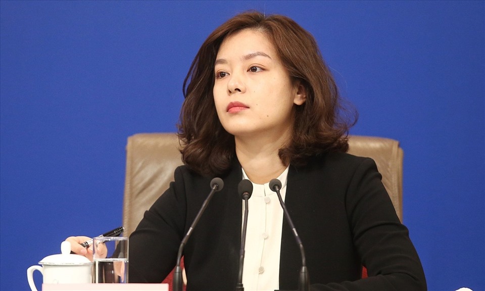 Nữ phiên dịch viên Trung Quốc Zhang Jing. Ảnh: IC.