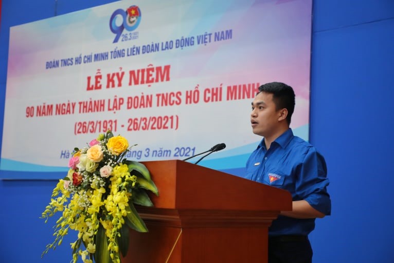 Đồng chí Trần Văn Vương thay mặt đoàn viên phát biểu. Ảnh: Tô Thế.