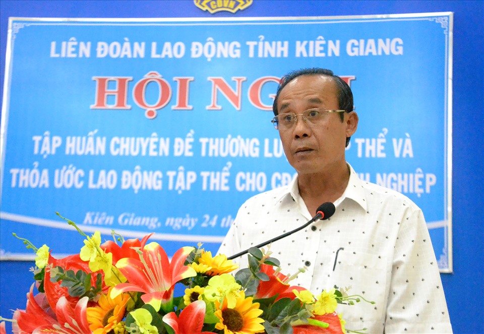 Ông Nguyễn Minh Dũng phát biểu tại hội nghị. Ảnh: Lục Tùng