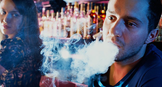 Ung thư phổi là một trong những tác hại của khói thuốc lá.