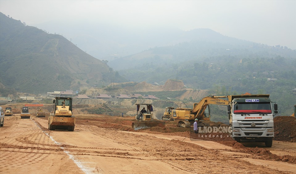 Như vậy, sau khi dự án có tổng mức đầu tư 341 tỉ đồng này kết thúc thì mục tiêu ban đầu vẫn chưa đạt được mà phải chờ một dự án khác để xậy dựng hơn 24km kênh và các công trình trên kênh.