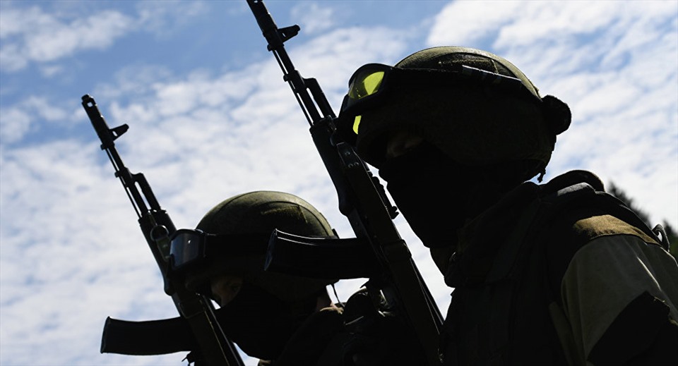 Các binh sĩ Rosgvardiya trong cuộc tập trận tại một bãi tập ở vùng Mátxcơva. Ảnh: Sputnik/Vệ binh Quốc gia Nga