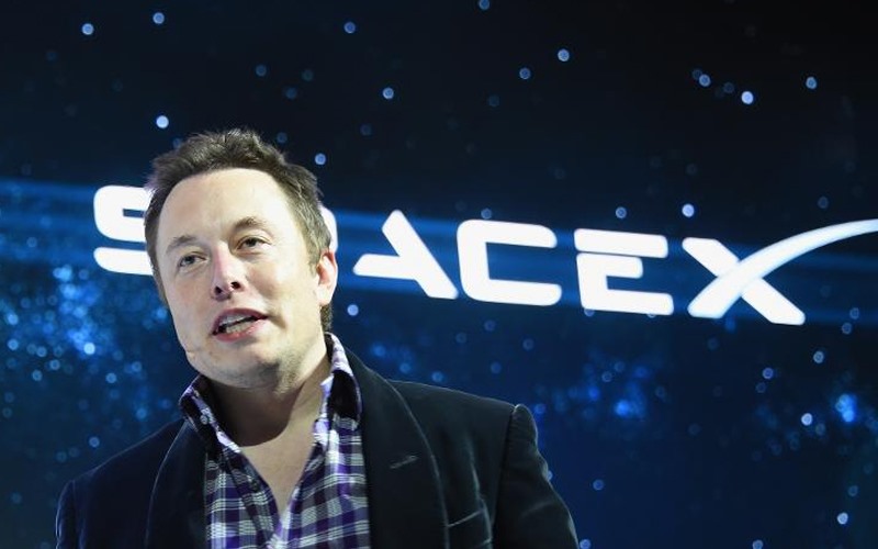 Tỉ phú Elon Musk tham vọng đưa 1 triệu người lên sao Hỏa. Ảnh: AFP