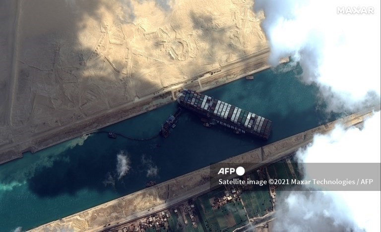 Siêu tàu đã được giải cứu thành công. Ảnh: AFP