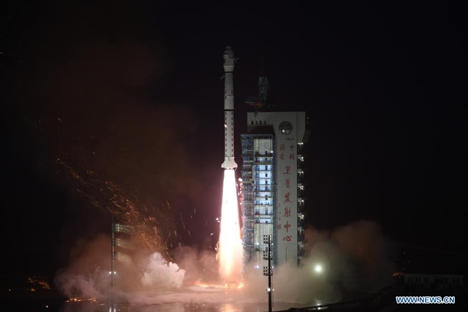 Vệ tinh Cao Phân-12 02 được phóng bằng tên lửa Trường Chinh. Ảnh: Xinhua