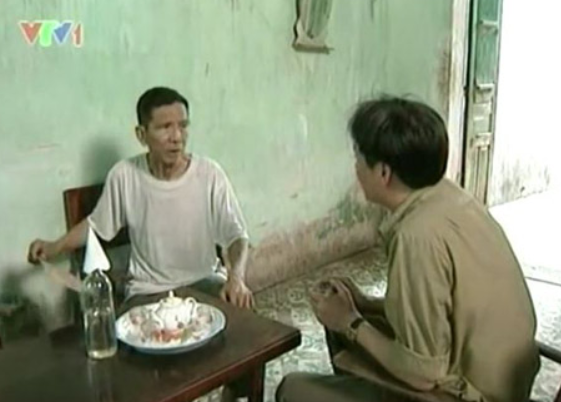 NSND Trần Hạnh trong phim “Ngõ Lỗ Thủng”. Ảnh: Chụp màn hình.