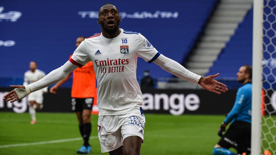 6. Karl Toko Ekambi (Tiền đạo - Lyon): 12 bàn thắng