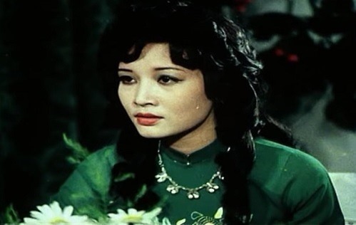 Bà vào vai Ngọc Mai - chiến sĩ tình báo dũng cảm với bí danh Z20. Trong phim, bà mang vẻ đẹp đài các nhưng lại kiên cường và dũng cảm. Ngoài phim “Biệt động Sài Gòn“, bà từng gây ấn tượng khi tham gia phim “Xa và gần“.