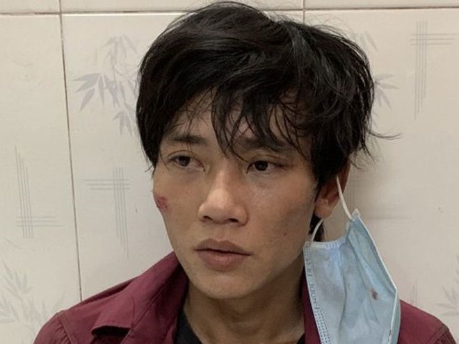 Tên cướp Đặng Văn Hảo (30 tuổi, quê Bạc Liêu) - đối tượng trong clip - cướp dây chuyền của một phụ nữ và bị truy đuổi, tóm gọn. Ảnh: Công an cung cấp