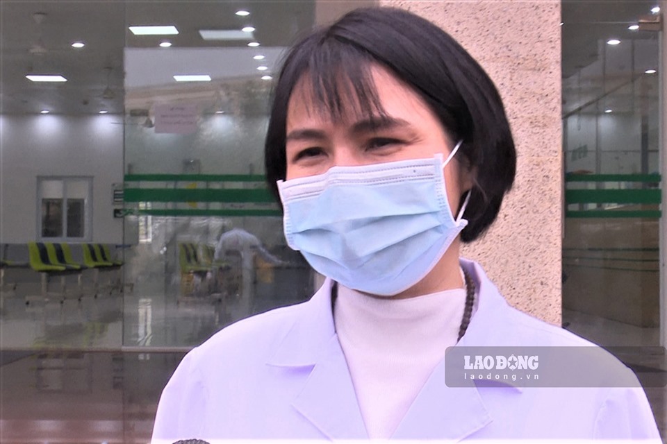 Bác sĩ Phạm Thị Nguyệt Quyên (Bệnh viện Nhiệt đới Trung ương) một trong những người đầu tiên được tiêm vaccine COVID-19 chia sẻ,