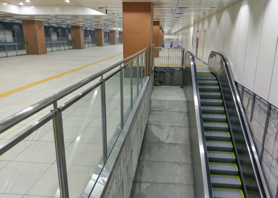 Hầm B1 nhà ga Nhà hát Thành phố của tuyến metro số 1.  Ảnh: Minh Quân