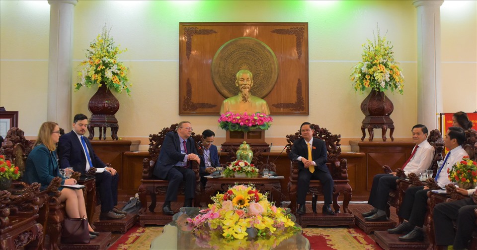 Quang cảnh buổi làm việc giữa lãnh đạo UBND TP.Cần Thơ và Ngài Đại sứ đặc mệnh toàn quyền Hungary tại Việt Nam. Ảnh: Th.N