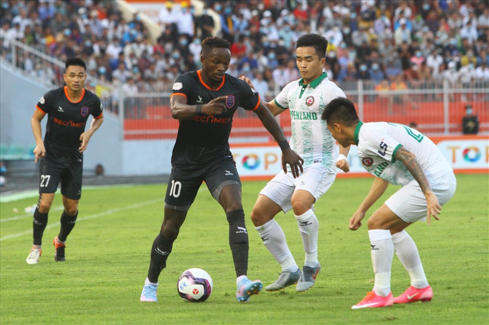 Bình Định không thê ghi bàn trong 2 trận liên tiếp gặp Nam Định và Bình Dương. Ảnh: Thanh Vũ
