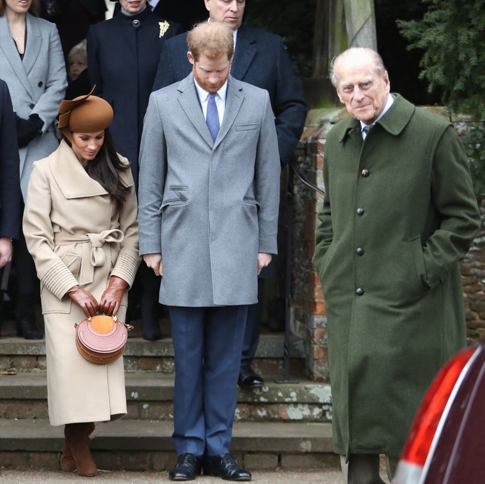 Hoàng thân Philip cùng Hoàng tử Harry và Meghan. Ảnh: AFP/Getty.