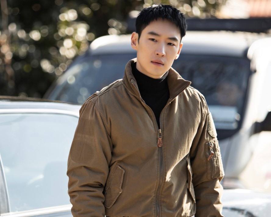 Nam diễn viên nổi tiếng Lee Je Hoon đảm nhận vai chính Kim Do Ki trong “Tài xế Taxi”. Ảnh: Xinhua