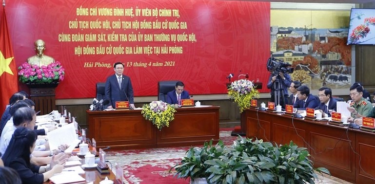 Chủ tịch Quốc hội Vương Đình Huệ phát biểu trong buổi làm việc với TP.Hải Phòng chiều ngày 13.4