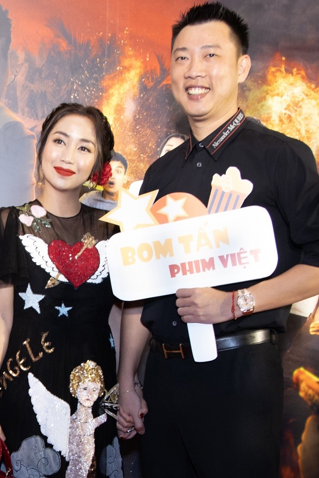 Ông xã Trí Rùa đến chúc mừng Ốc Thanh Vân có một vai diễn ấn tượng sau nhiều năm nữ diễn viên chuyển hướng sang làm MC và tập trung vào công việc kinh doanh ẢNH: ĐPCC