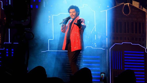 The Weeknd được biết đến là một nam ca sĩ tài năng, có nhiều sáng tạo của làng nhạc US-UK. Ảnh: Xinhua