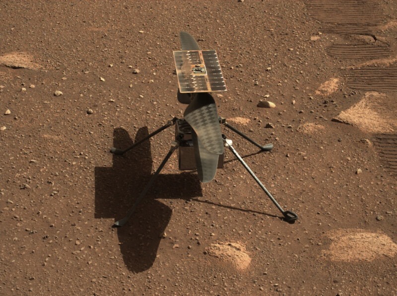 Trực thăng sao Hỏa: Trực thăng sao Hỏa đang là một chủ đề rất hot trong giới khoa học. Đến với hình ảnh liên quan đến trực thăng sao Hỏa, bạn sẽ được khám phá những khó khăn và thử thách mà các nhà khoa học đang gặp phải khi nghiên cứu sao Hỏa.