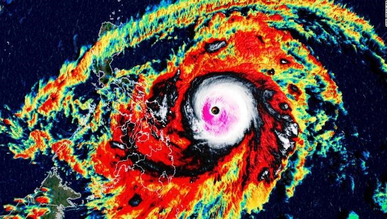 Siêu bão Surigae. Ảnh: Cơ quan thời tiết Philippines/CNN