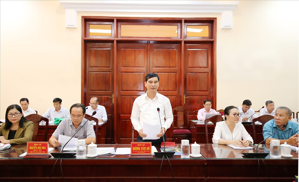 Bí thư Tỉnh ủy Bình Thuận Dương Văn An phát biểu tại buổi làm việc với NHCSXH.