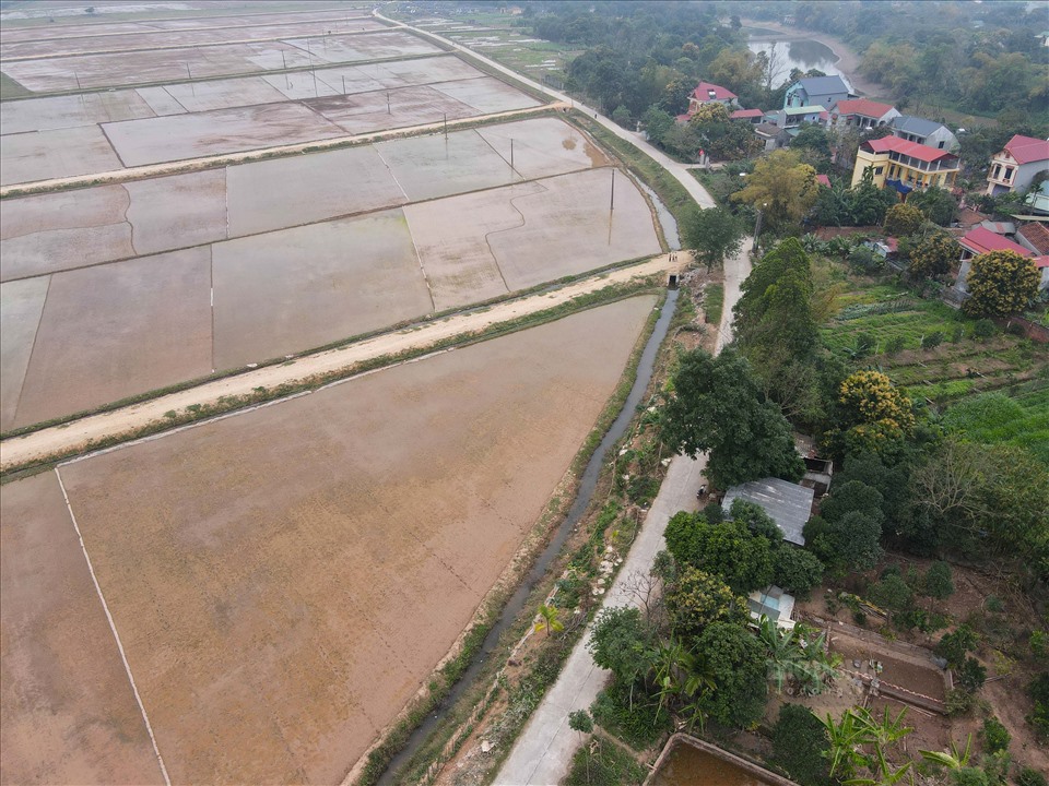Nhiều bất cập trong công tác quản lý đất đai trên địa bàn xã Phú Xuân (Bình Xuyên - Vĩnh Phúc) khiến người dân bức xúc.