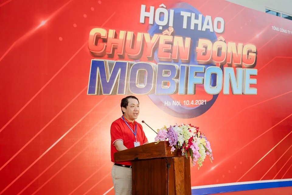 Ông Bùi Sơn Nam - Ủy viên BCH Công đoàn TTTTVN; Chủ tịch Công đoàn MobiFone, Phó Tổng Giám đốc MobiFone phát biểu.