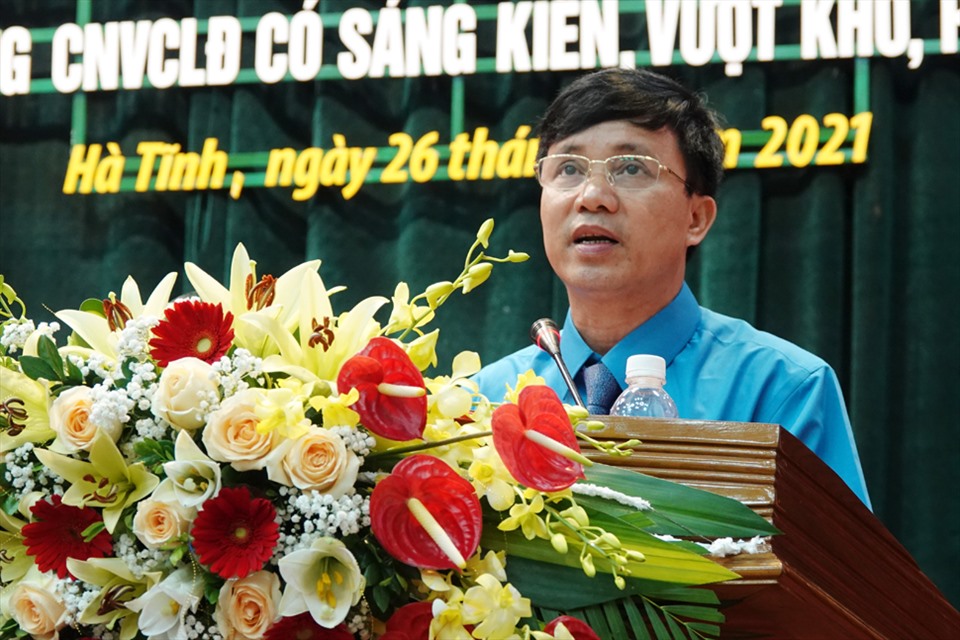 Ông Nguyễn Văn Danh - Chủ tịch LĐLĐ tỉnh Hà Tĩnh phát động Tháng Công nhân năm 2021. Ảnh: TT.