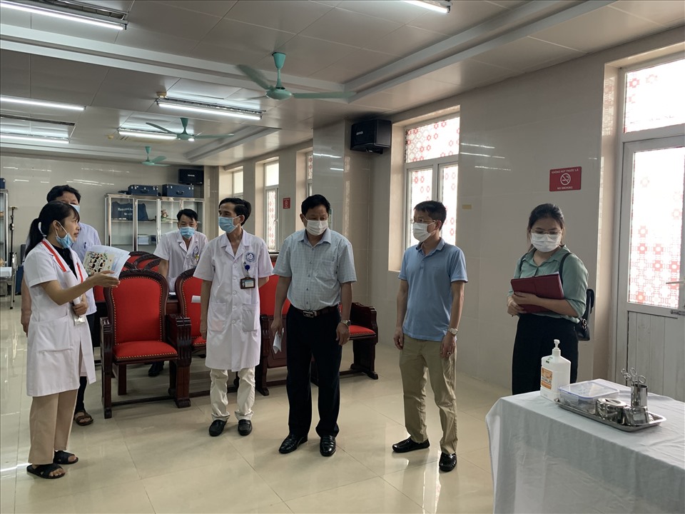 Theo kế hoạch, Sở Y tế tỉnh Ninh Bình bắt đầu tiêm vaccine phòng COVID-19 bắt đầu từ ngày 27.4. Ảnh: NT