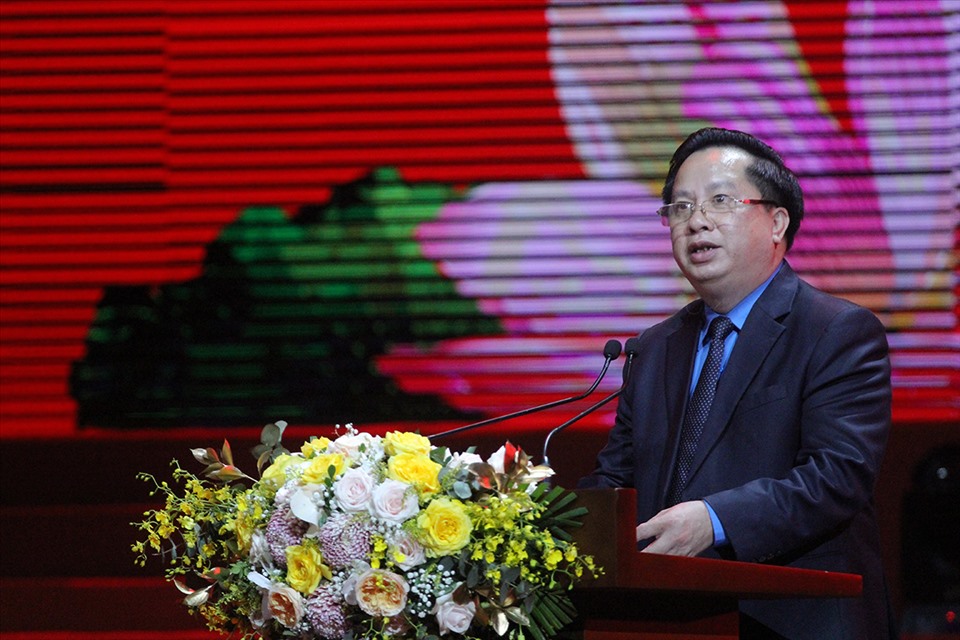 Ông Quách Văn Ngọc - Phó Chủ tịch Công đoàn Công Thương Việt Nam phát biểu tại buổi lễ. Ảnh Ái Vân