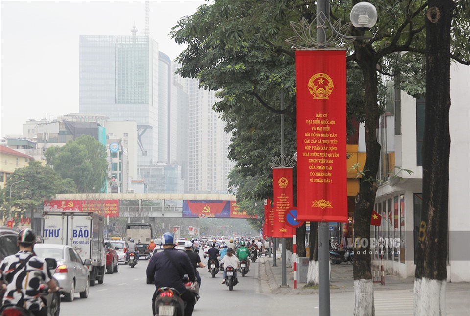 Trong dịp này, Thành phố Hà Nội cũng đang hướng đến cuộc bầu cử đại biểu Quốc hội và Hội đồng Nhân dân các cấp ngày 23.5 tới.
