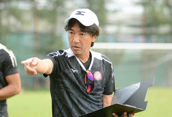 Huấn luyện viên Toshiya Miura cũng không trụ được ở đội TPHCM quá 1 mùa. Ảnh: Nguyễn Đăng.