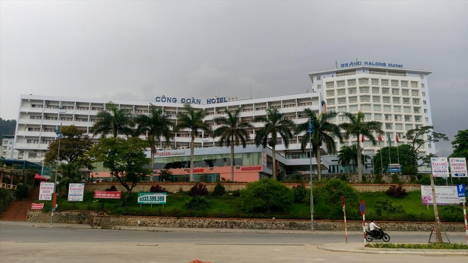 Một trong số hệ thống khách san Công đoàn Quảng Ninh do lo ngại dịch bệnh COVID-19, khách buộc phải hủy hàng loạt phòng đã đặt trước đó.