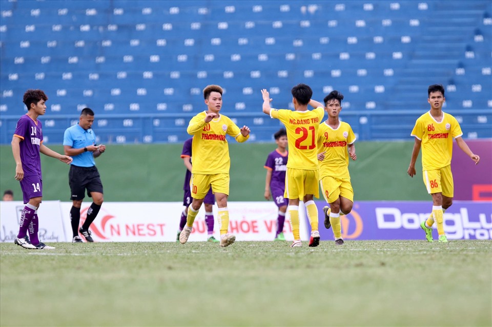 U19 Hoàng Anh Gia Lai có thế trận áp đảo trước chủ nhà Bình Dương. Ảnh: BTC