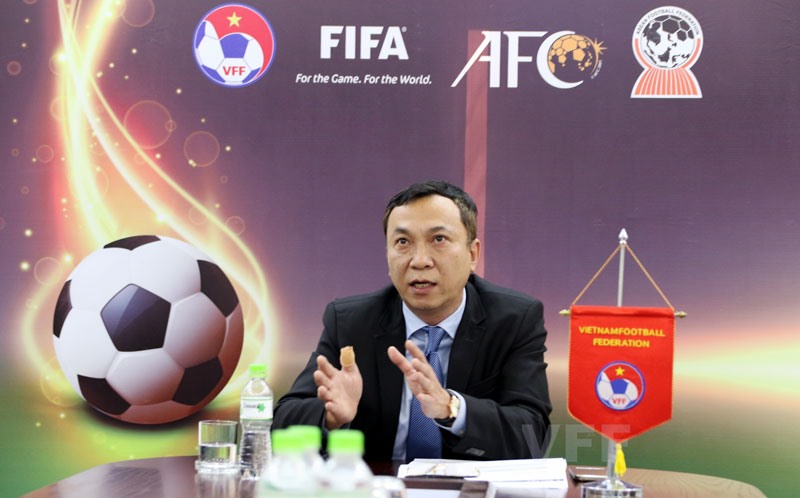 Ông Trần Quốc Tuấn phát biểu ý kiến tại cuộc họp Ban Thường vụ AFC. Ảnh: VFF