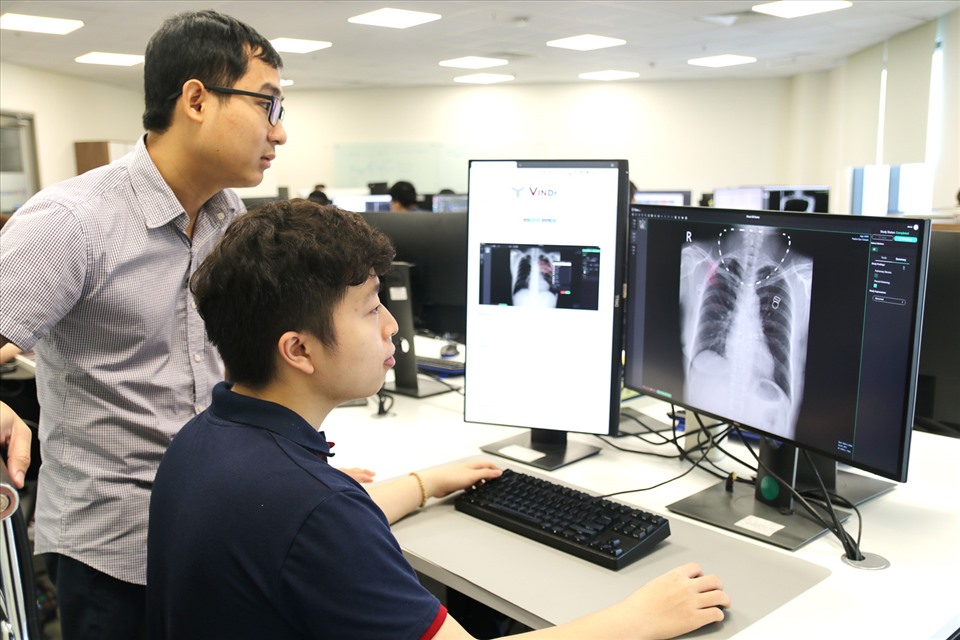 Kết thúc cuộc thi, 18.000 ảnh X-quang được Tập đoàn Vingroup chia sẻ tới cộng đồng Khoa học dữ liệu.